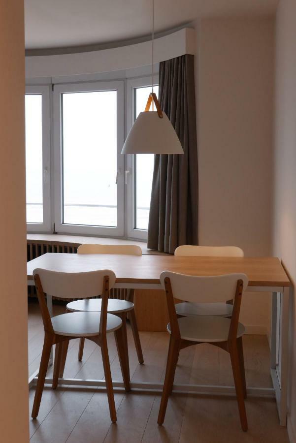 Appartement Met Zeezicht Oostende Ngoại thất bức ảnh